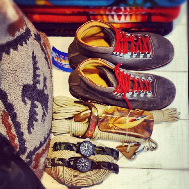 SANFORIZED HOT STUFF RUGGED CLOTHING STORE