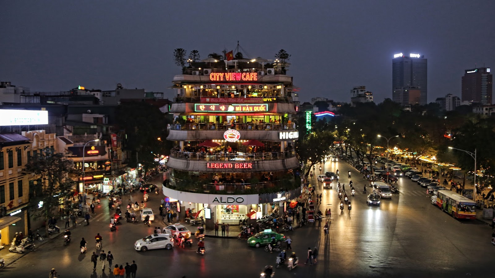 Chuck Kuhn's Vietnam in Photos The Hub of French Quarters Hanoi